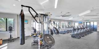 4260 Northwest 82nd Avenue 4260 Northwest 82nd Avenue Gallery 21