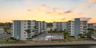 Dream Space Coast Gallery 38