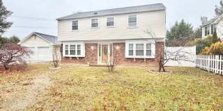 4001 MIDDLE RIDGE Drive Gallery 1