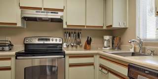 1606 SE Green Acres Circle Gallery 11