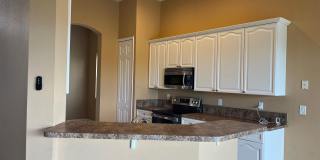 331 NW Somerset Circle Gallery 6