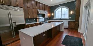 2150 W Monroe Street Gallery 34