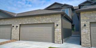 Brand New Spacious 2-Story with 3 bedrooms/2.5 bathrooms in North Lincoln Gallery 1