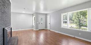 Charming 4-bedroom, 1.5-bath home available now Gallery 8