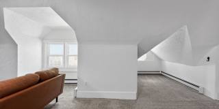 Charming 1-Bedroom Attic Apartment in the Heart of City Park West Gallery 15
