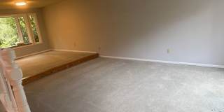 $3850.00 3 Bedroom 2.5 Bath Modern Style Home in Kirkland Gallery 4