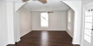 900 W Chestnut Street Gallery 11