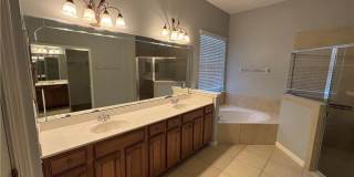 1384 EAGLE CROSSING Drive Gallery 9
