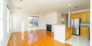 3 level 2 BR 2BA condo in Fairfax Ridge Gallery 16