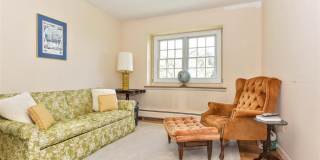 17 Grandview Avenue Gallery 35