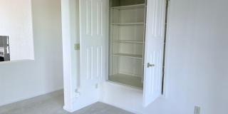 Spacious 2bd/2bath + Den home in gorgeous community (there's a lake!) Gallery 18