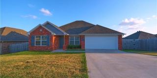 2113 Ridge Street Gallery 1