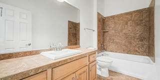 1133 E Buckingham Avenue Gallery 17