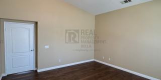 Ideal Layout! 4 Bedroom Home with Main Floor Bed/Bath & Open Loft Gallery 53