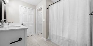 1701 Forest Knoll Dr NE Gallery 69