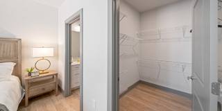 Miller and York Apartments Gallery 57