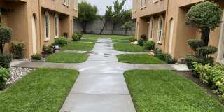 Spacious Townhome in Desirable Fairfield Area Gallery 1
