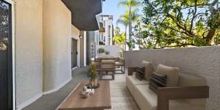 Cahuenga Heights Apartments Gallery 11