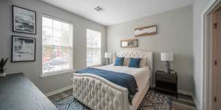 Harbor Pointe Gallery 109