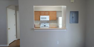 Great Location! Gallery 8