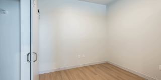 The Basin Gallery 16