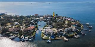 110 CARLYLE CIRCLE Gallery 87