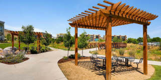 Violet on Broadway Apartment Homes Gallery 7