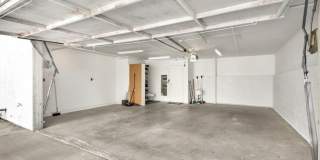 Exclusive Corona Del Mar Condo Gallery 15