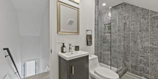 198 West 6th Avenue Gallery 19