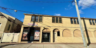 315 Riverside Boulevard Gallery 9