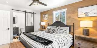 2651 Little Kate Road Gallery 19