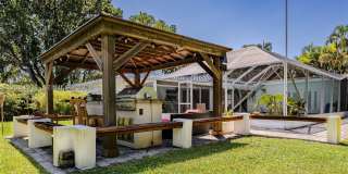 1529 Bayview Dr Gallery 18