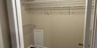 5701 Chapman Mill Drive Gallery 6