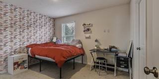 898 N 18th Avenue ~ Spacious & Immaculately Maintained Townhome Gallery 20