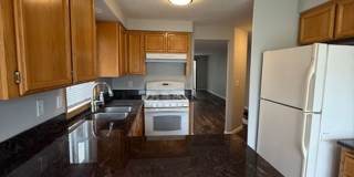 Single Level House - Move-in Ready Early July Gallery 13