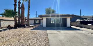 PET FRIENDLY! Spacious Single Story Home In North East PET FRIENDLY! Spacious Single Story Home In North East Gallery 1