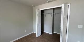 1020/1022 NE 8th Place Gallery 6