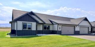 3915 Swan Road - A Gallery 1