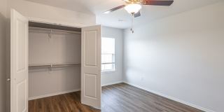 Now Leasing: 2,3, & 4-Bedroom Duplexes at Woodward Park with Attached Garage—Apply Today! Gallery 6