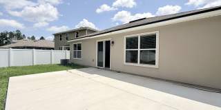 Spacious 4BR Home with Large Fenced Yard & Community Pool Gallery 6