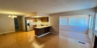 <b>Three Bedroom Single Story SE Reno Home<br><br> Gallery 4