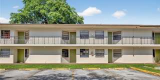 4198 Lakeside Dr Gallery 1