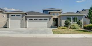 12090 West Endsley Street Gallery 1