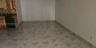 2500 NE 193rd Street 2502, North Miami Beach, FL 33180 - 2210 Gallery 3