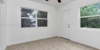 1137 NW 29th Ter Gallery 17