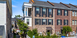 Modern & Spacious 2BR Townhouse in Myrtle Beach Gallery 1