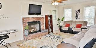 408 Hampshire Pl. Gallery 1