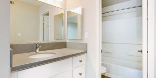 Indian Oaks Apartments Gallery 10