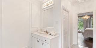 Luxury Furnished Home Gallery 29