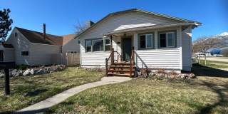 Cozy 2 Bed, 1 Bath Cottage in the Heart of Hamilton Gallery 1